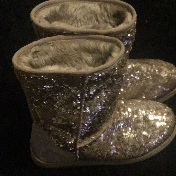 Gold sequin boots Faux suede heel trim faux fur trim  inside side lining . Sz 10 - Picture 5 of 6